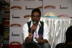 Javed Jaffrey at Karadi tales story telling session in Landmark on 9th Jan 2010 (14).JPG